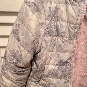 Girls reversible northface coat